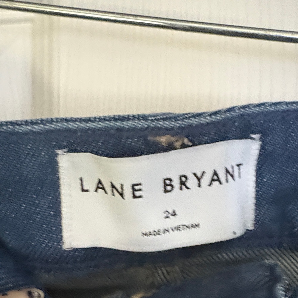 Lane Bryant Dark Blue Denim Gaucho/Crop - Picture 2 of 7